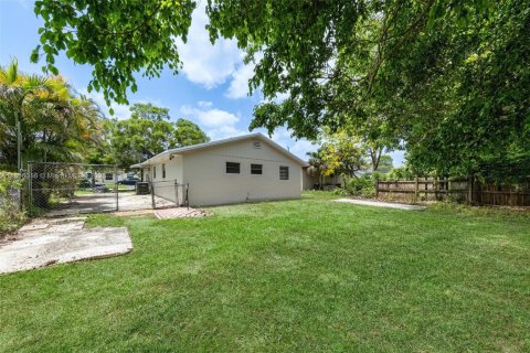 Villa ou maison à vendre à Margate, Floride: 4 chambres, 119.66 m2 № 1770617 - photo 30