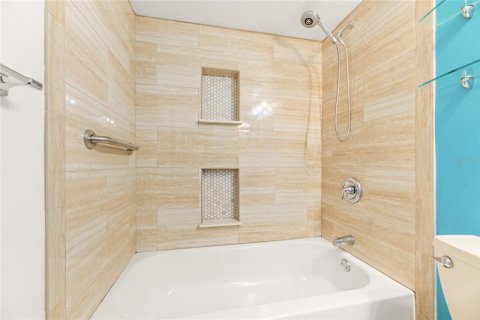 Condo in Palm Coast, Florida, 3 bedrooms № 2096748 - photo 19