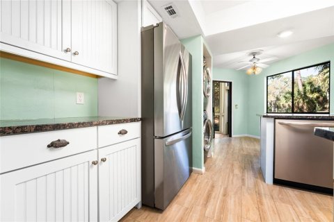 Condo in Palm Coast, Florida, 3 bedrooms № 2096748 - photo 5