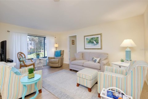 Condo in Venice, Florida, 2 bedrooms № 2142365 - photo 12