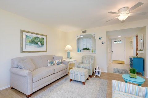 Condo in Venice, Florida, 2 bedrooms № 2142365 - photo 14