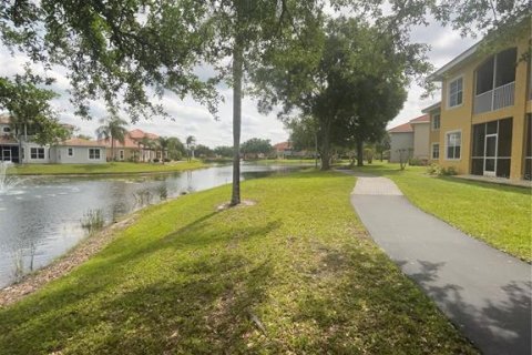 Condominio en venta en Land O' Lakes, Florida, 1 dormitorio, 69.68 m2 № 2098021 - foto 13