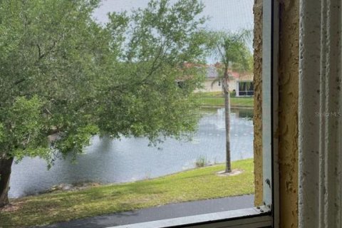 Condominio en venta en Land O' Lakes, Florida, 1 dormitorio, 69.68 m2 № 2098021 - foto 11