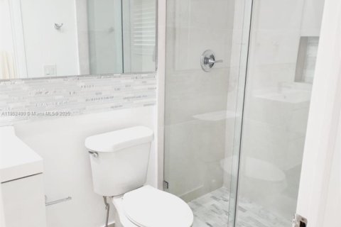 Casa en alquiler en Pinecrest, Florida, 3 dormitorios, 158.49 m2 № 1859049 - foto 11