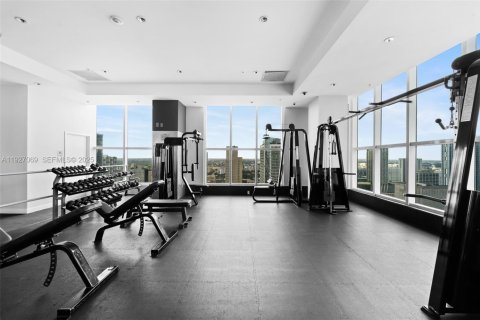 Condo in Miami, Florida, 1 bedroom № 1985973 - photo 26