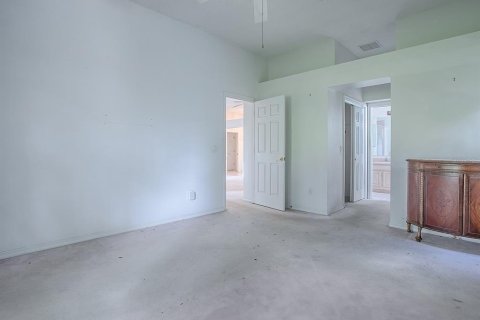 House in Lady Lake, Florida 2 bedrooms, 144 sq.m. № 1918259 - photo 22