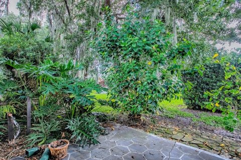 House in Lady Lake, Florida 2 bedrooms, 144 sq.m. № 1918259 - photo 30