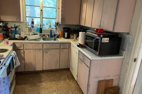 House in Gainesville, Florida 3 bedrooms, 145.95 sq.m. № 2429316 - photo 5