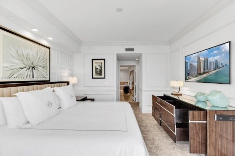 Condo in Sunny Isles Beach, Florida, 2 bedrooms  № 1836103 - photo 27