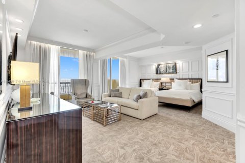 Condo in Sunny Isles Beach, Florida, 2 bedrooms  № 1836103 - photo 19