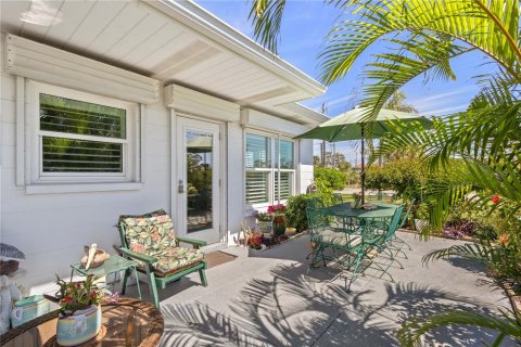 Villa ou maison à vendre à Venice, Floride: 2 chambres, 103.31 m2 № 1579096 - photo 2