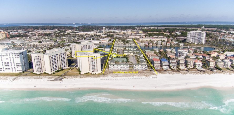 Condominio en Destin, Florida, 3 dormitorios № 562415
