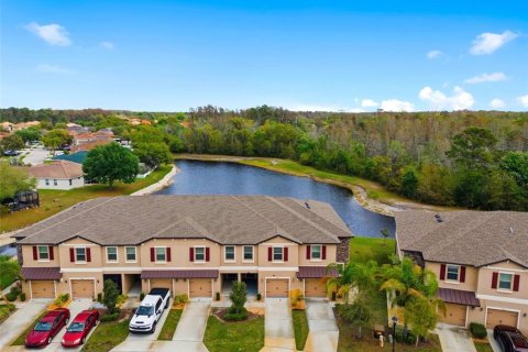 Adosado en venta en New Port Richey, Florida, 3 dormitorios, 154.78 m2 № 2147603 - foto 2