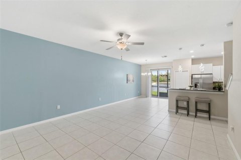 Adosado en venta en New Port Richey, Florida, 3 dormitorios, 154.78 m2 № 2147603 - foto 19