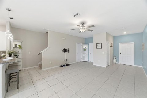 Adosado en venta en New Port Richey, Florida, 3 dormitorios, 154.78 m2 № 2147603 - foto 7
