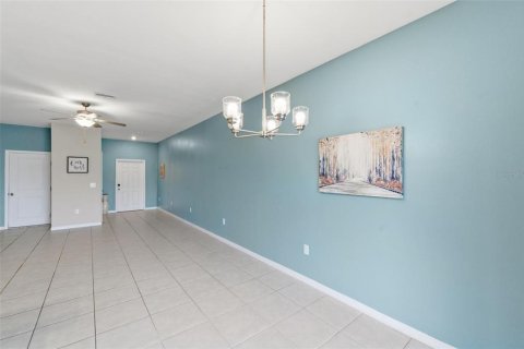 Adosado en venta en New Port Richey, Florida, 3 dormitorios, 154.78 m2 № 2147603 - foto 6