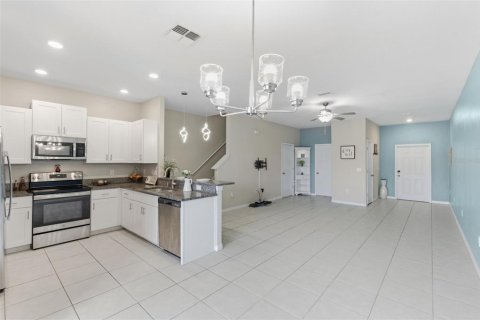 Adosado en venta en New Port Richey, Florida, 3 dormitorios, 154.78 m2 № 2147603 - foto 11