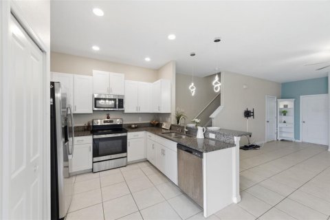 Adosado en venta en New Port Richey, Florida, 3 dormitorios, 154.78 m2 № 2147603 - foto 12