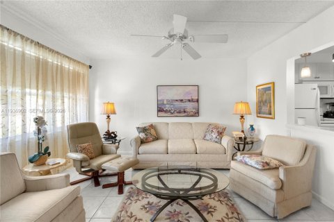 Copropriété à vendre à Deerfield Beach, Floride: 1 chambre, 56.02 m2 № 1999191 - photo 14