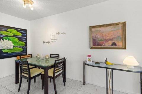 Copropriété à vendre à Deerfield Beach, Floride: 1 chambre, 56.02 m2 № 1999191 - photo 27