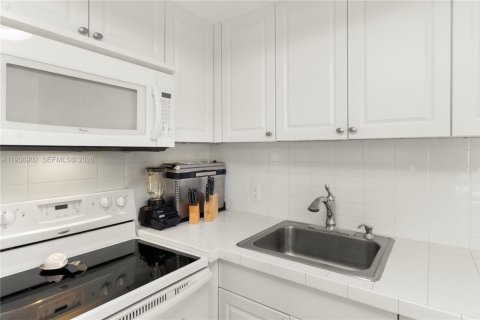 Copropriété à vendre à Deerfield Beach, Floride: 1 chambre, 56.02 m2 № 1999191 - photo 23