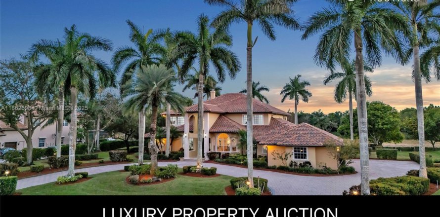 Casa en Weston, Florida 6 dormitorios, 528.24 m2 № 1890068