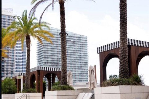 Copropriété à louer à Miami, Floride: 2 chambres, 107.02 m2 № 2261574 - photo 30
