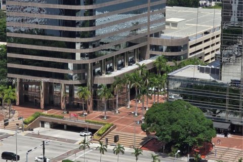Copropriété à louer à Miami, Floride: 2 chambres, 107.02 m2 № 2261574 - photo 26