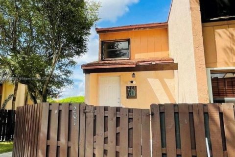 Adosado en alquiler en Miami, Florida, 3 dormitorios, 104.98 m2 № 1794685 - foto 20