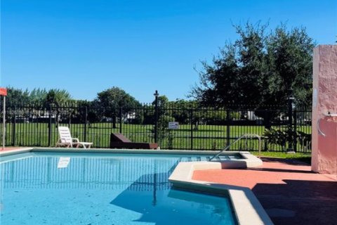 Adosado en alquiler en Miami, Florida, 3 dormitorios, 104.98 m2 № 1794685 - foto 26