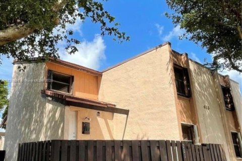 Adosado en alquiler en Miami, Florida, 3 dormitorios, 104.98 m2 № 1794685 - foto 19