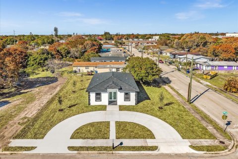 Купить виллу или дом в Сент-Луси, Флорида 4 спальни, 145.21м2, № 2026604 - фото 6