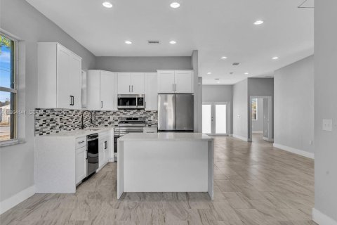 Купить виллу или дом в Сент-Луси, Флорида 4 спальни, 145.21м2, № 2026604 - фото 8