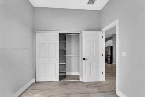 Купить виллу или дом в Сент-Луси, Флорида 4 спальни, 145.21м2, № 2026604 - фото 19