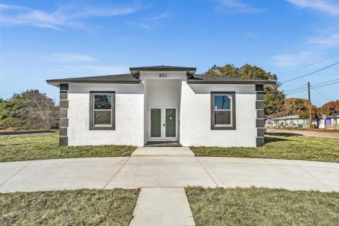 Купить виллу или дом в Сент-Луси, Флорида 4 спальни, 145.21м2, № 2026604 - фото 4