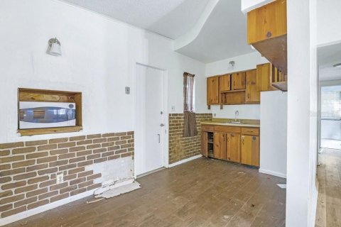 Casa en venta en Orlando, Florida, 2 dormitorios, 113.34 m2 № 2386049 - foto 13