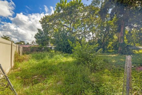 Casa en venta en Orlando, Florida, 2 dormitorios, 113.34 m2 № 2386049 - foto 23