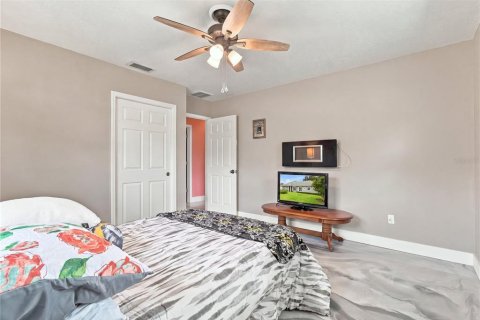House in Crystal River, Florida 3 bedrooms, 285.4 sq.m. № 2287161 - photo 22