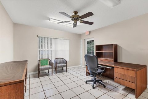 Commercial property in Myakka City, Florida 310.11 sq.m. № 2213890 - photo 17