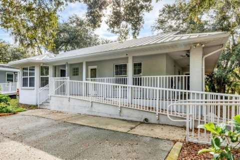 Commercial property in Myakka City, Florida 310.11 sq.m. № 2213890 - photo 7
