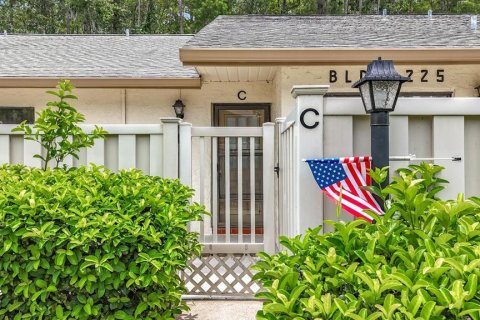 Condo in Tarpon Springs, Florida, 2 bedrooms  № 1825344 - photo 2
