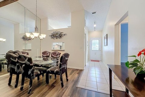 Condo in Tarpon Springs, Florida, 2 bedrooms  № 1825344 - photo 18