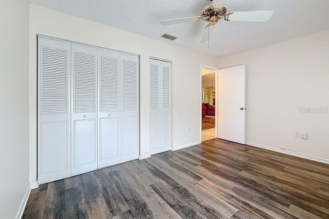 Condo in Tarpon Springs, Florida, 2 bedrooms  № 1825344 - photo 27