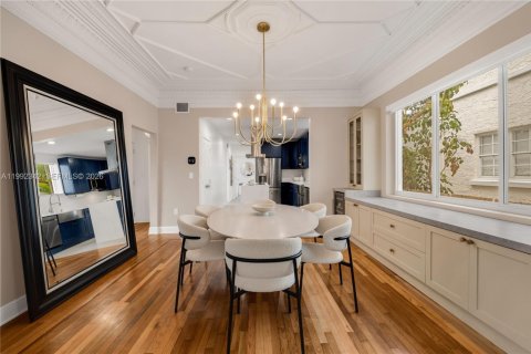 Villa ou maison à vendre à El Portal, Floride: 5 chambres, 277.31 m2 № 2059598 - photo 18