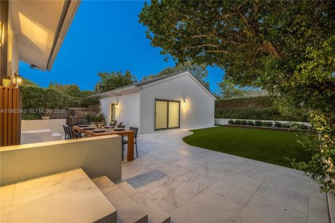 Villa ou maison à vendre à El Portal, Floride: 5 chambres, 277.31 m2 № 2059598 - photo 3