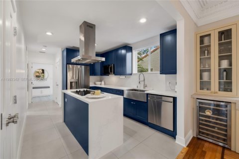 Villa ou maison à vendre à El Portal, Floride: 5 chambres, 277.31 m2 № 2059598 - photo 22