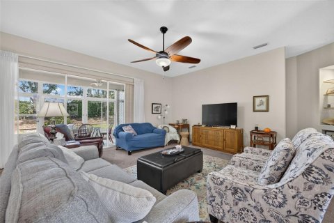 House in Tavares, Florida 2 bedrooms, 154.03 sq.m. № 2393571 - photo 8