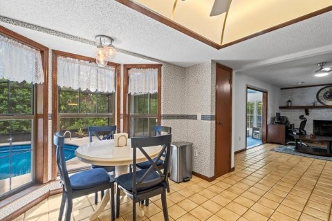 Villa ou maison à vendre à Spring Hill, Floride: 2 chambres, 126.9 m2 № 1850997 - photo 2