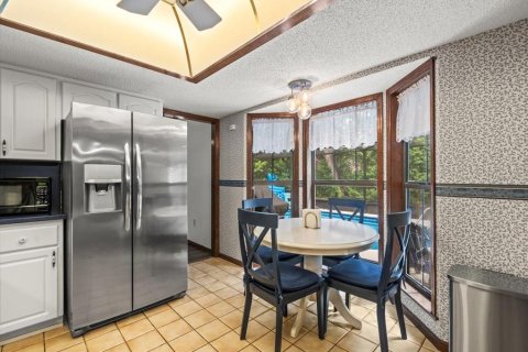 Villa ou maison à vendre à Spring Hill, Floride: 2 chambres, 126.9 m2 № 1850997 - photo 3