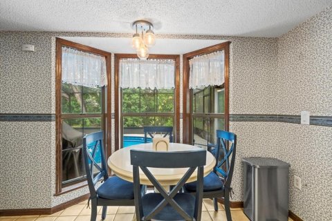 Villa ou maison à vendre à Spring Hill, Floride: 2 chambres, 126.9 m2 № 1850997 - photo 4